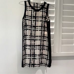 Banana Republic plaid sleeveless mini dress, zipper on both sides